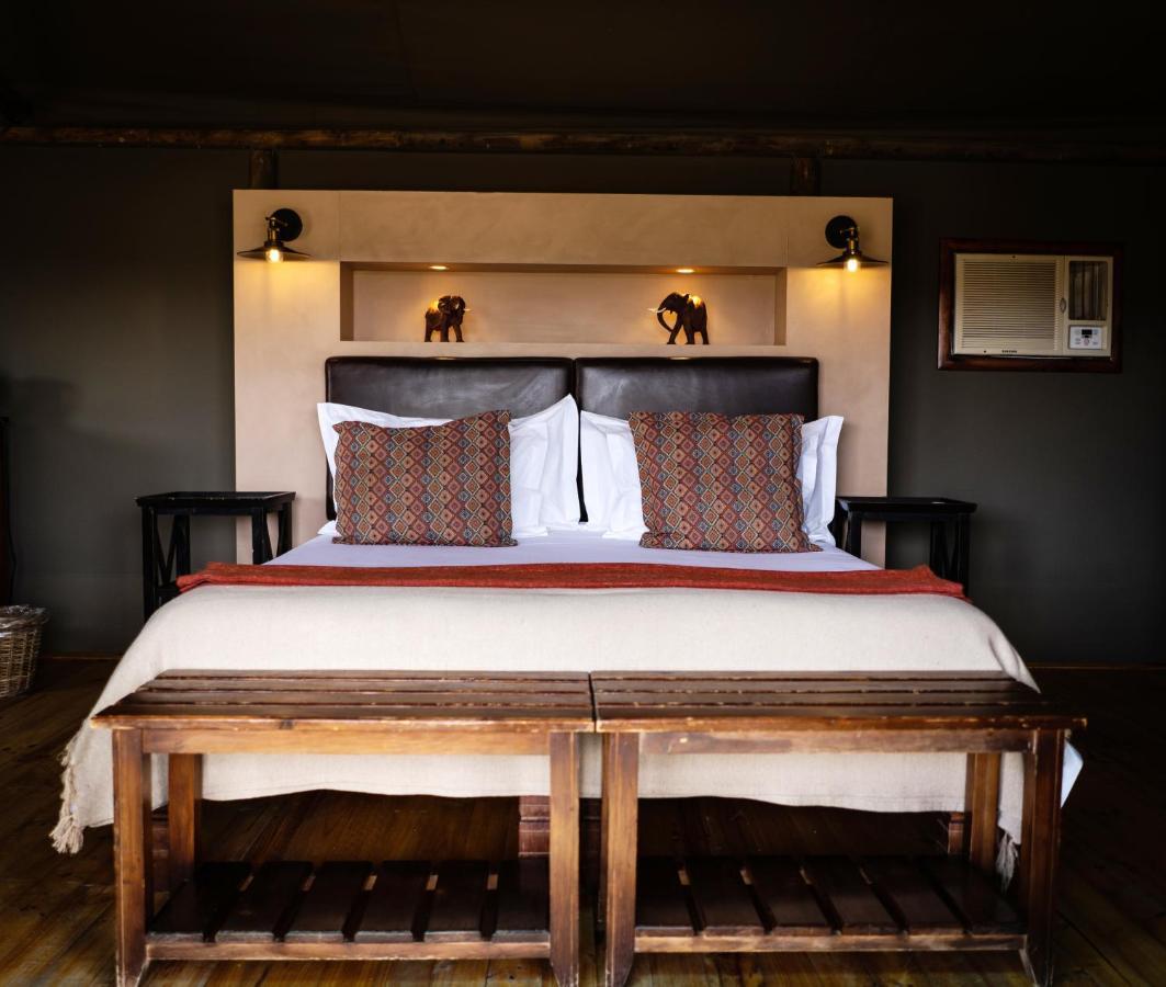 Buffelsdrift Game Lodge オーツホーン エクステリア 写真