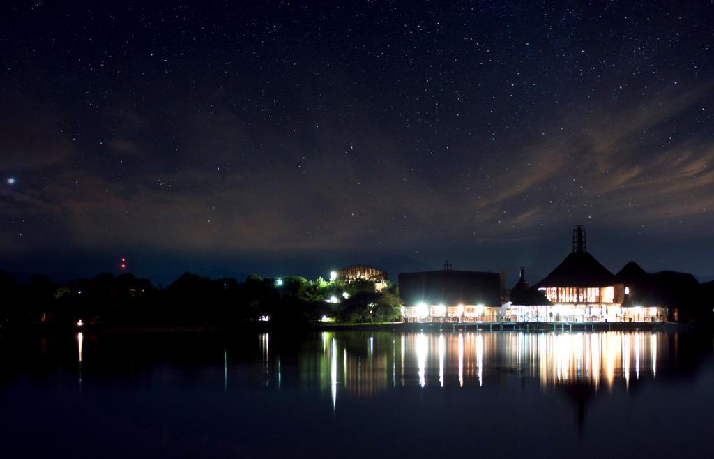 Buffelsdrift Game Lodge オーツホーン エクステリア 写真